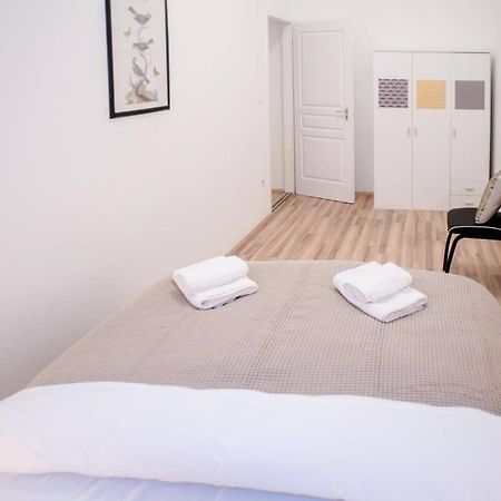 Very Central Spacious Ac Apartment Budapest Exterior photo