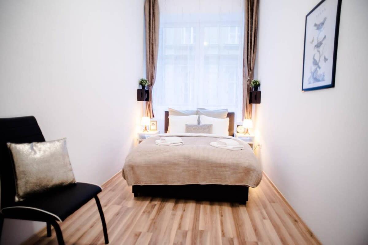 Very Central Spacious Ac Apartment Budapest Exterior photo